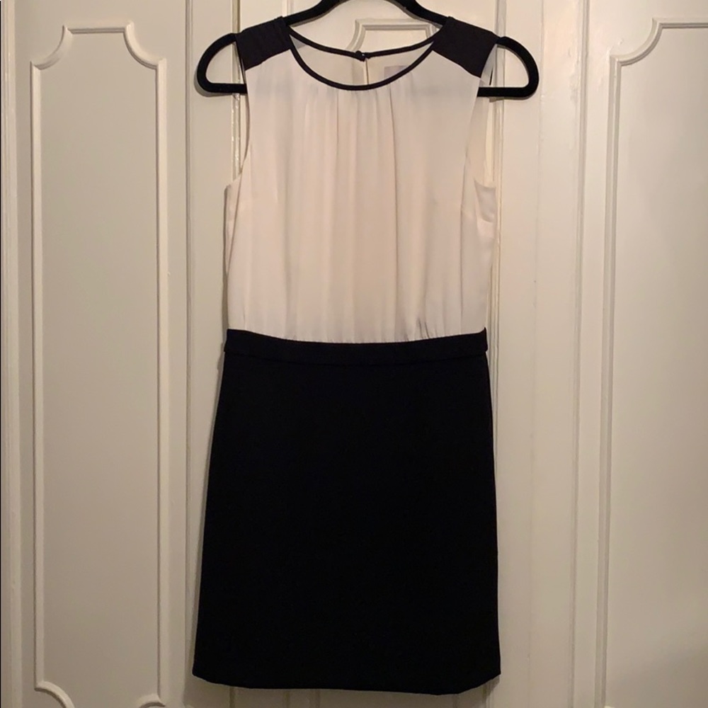 Loft color block dress.Ivory/black.Size 2. Pretty!